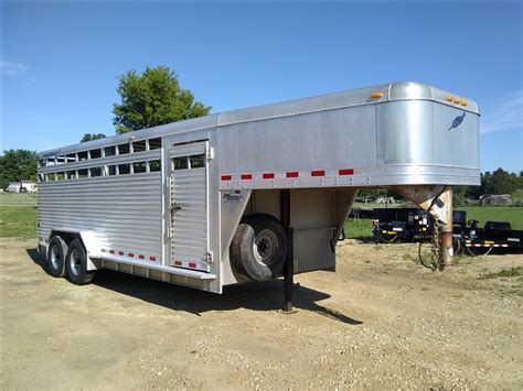 Length: 32 ft. . Featherlite aluminum gooseneck flatbed trailer
